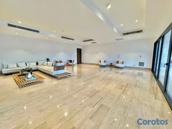 apartamentos - vendo avenida anacaona piso 19 tres habitaciones con su baño tres parqueos balcó 14