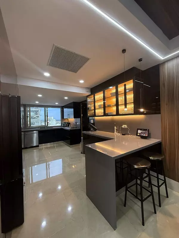 apartamentos - Vendo apartamento en Avenida Enriquillo  4