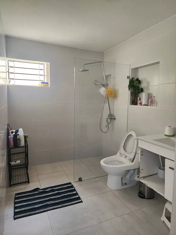 casas - Vendo Casa Avenida Independencia  8