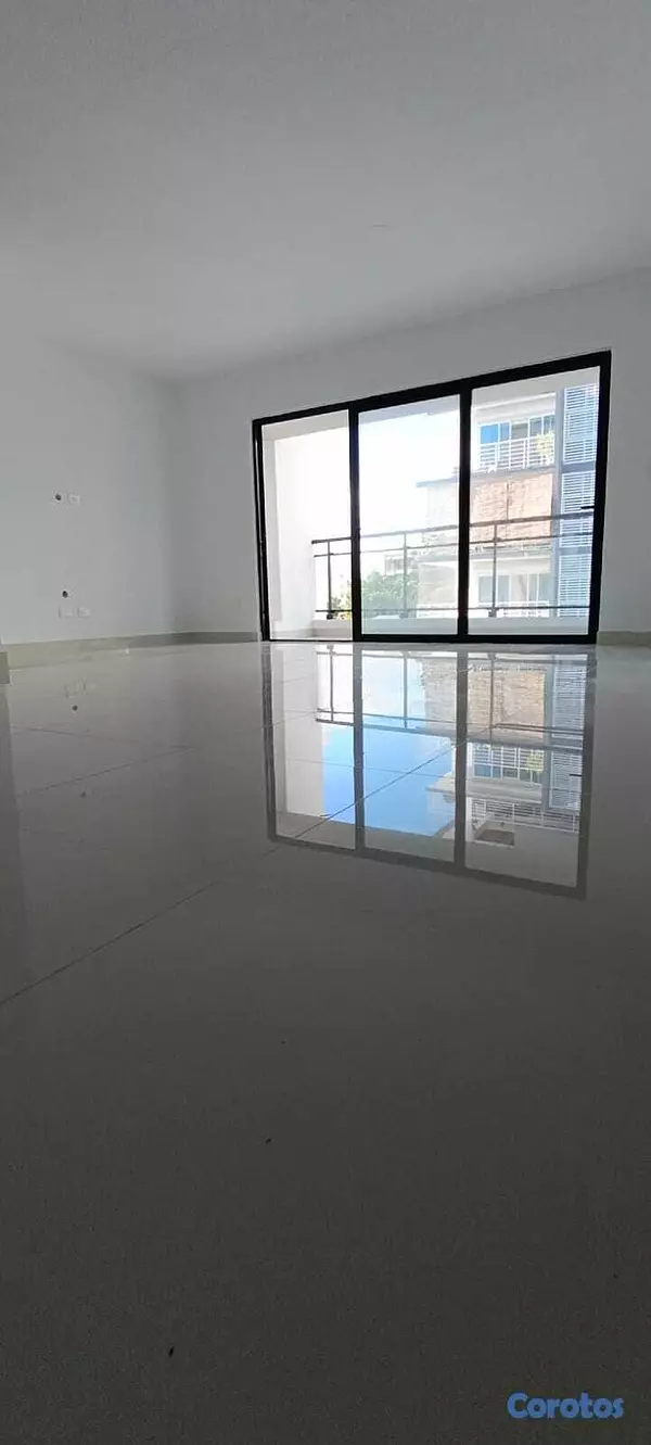 apartamentos - Hermoso Apartamento de 245MTS con Rooftop privado, Parqueo techado y servicio 6