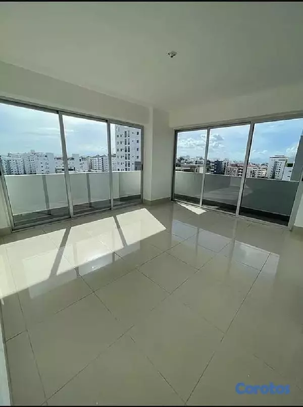 apartamentos - venta de penthouse de 3 niveles de 397mts en Evaristo morales Distrito Nacional  6
