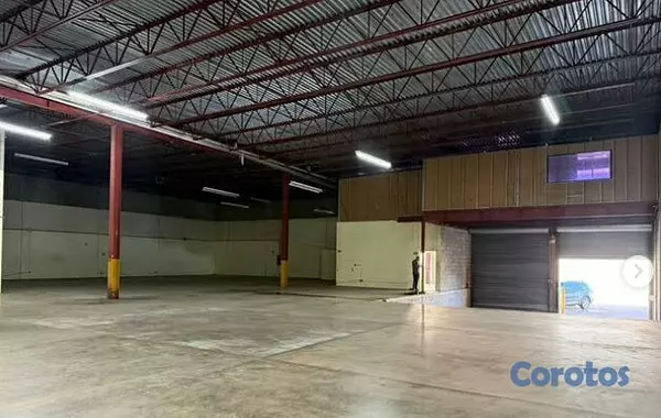 oficinas y locales comerciales - Alquilo Nave 1,000 mts  en los Alcarrizos 7