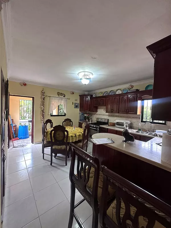 casas - Vendo casa en República de Colombia 10