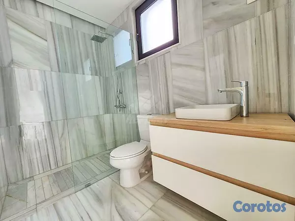 apartamentos - APARTAMENTO DE LUJO PISO ALTO EN VENTA LA TRINITARIA SANTIAGO 9