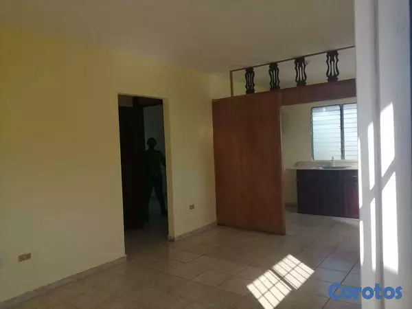 apartamentos - ALQUILER DE APARTAMENTO TERCER NIVEL 2