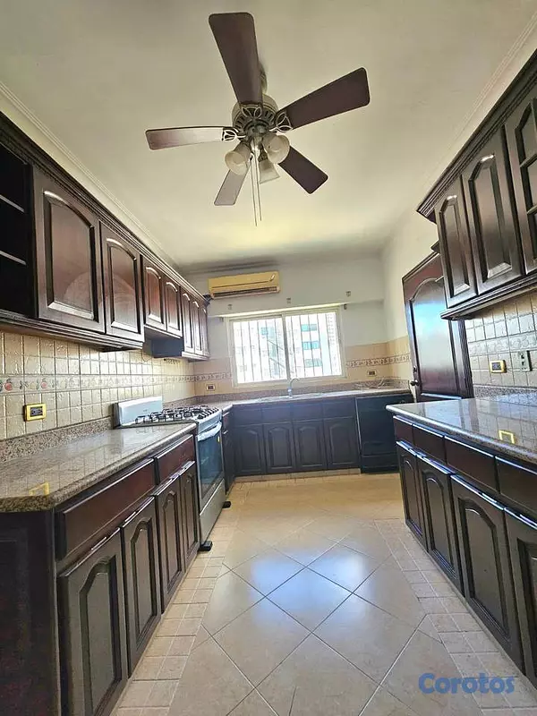penthouses - Penthouse de 3 habitaciones en alquiler en Ensanch 9