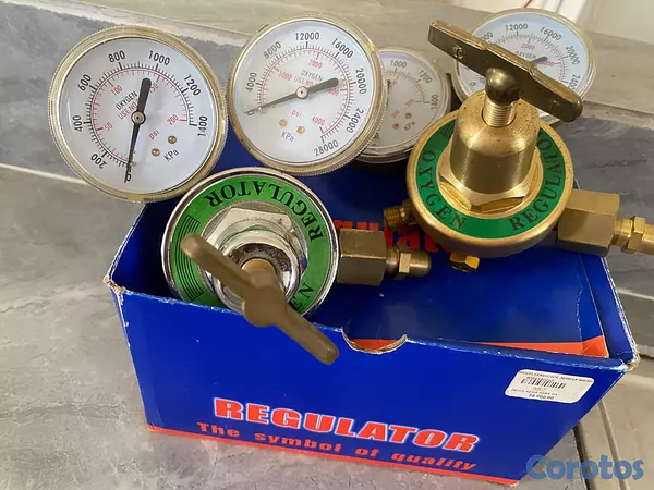 Salud y Equipamiento Médico - Regulador de oxigeno 2