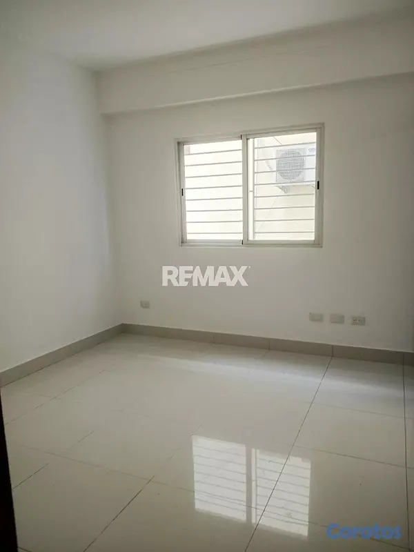 apartamentos - Apartamento en Alquiler en Evaristo Morales 9