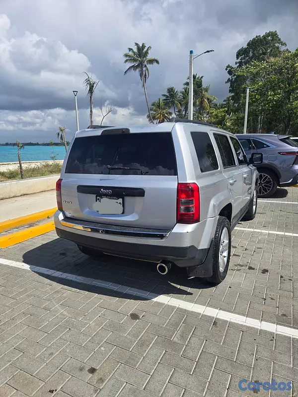 jeepetas y camionetas - Jeep Patriot Cristales manuales  2