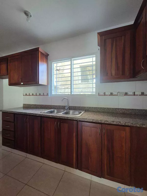 apartamentos - Vendo 2do Nivel en El Embrujo 3, Santiago 5