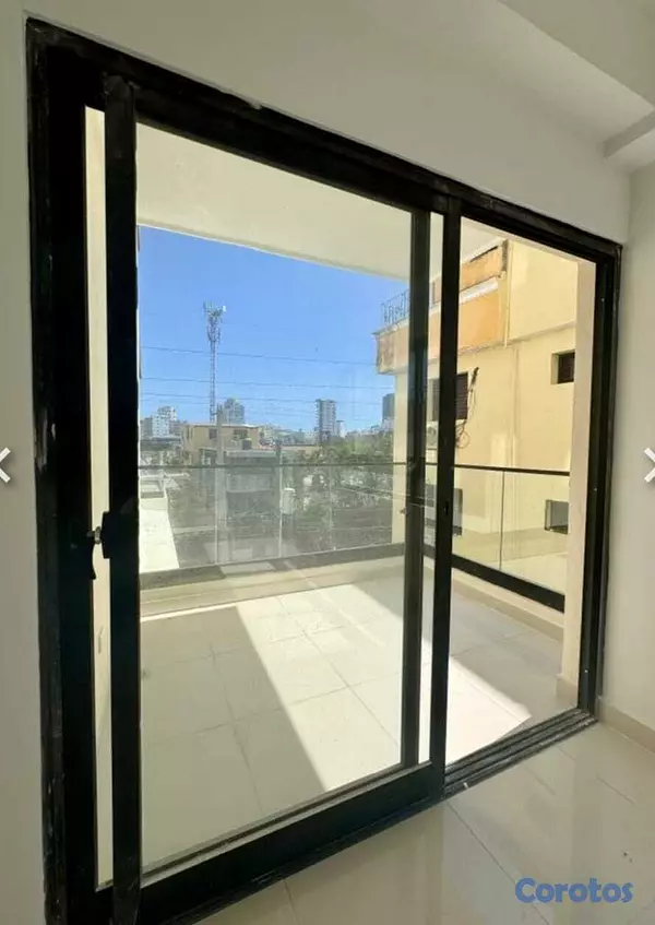 apartamentos - Moderno apartamento 3 hab. con balcón — 151 m² | M 9
