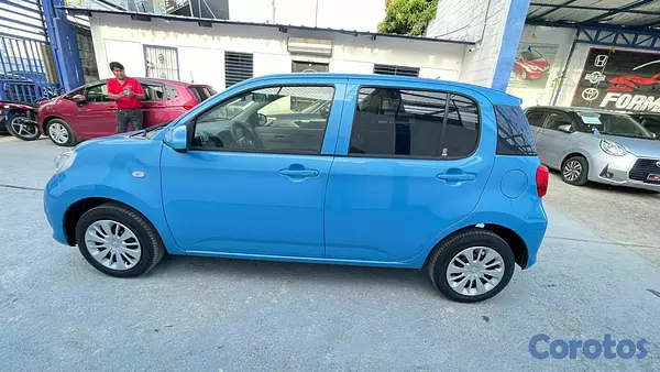 carros - TOYOTA PASSO  4