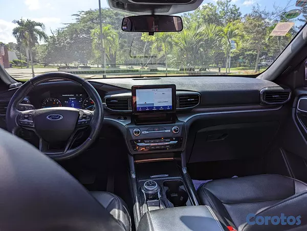 jeepetas y camionetas - Ford Explorer xlt 2020 4