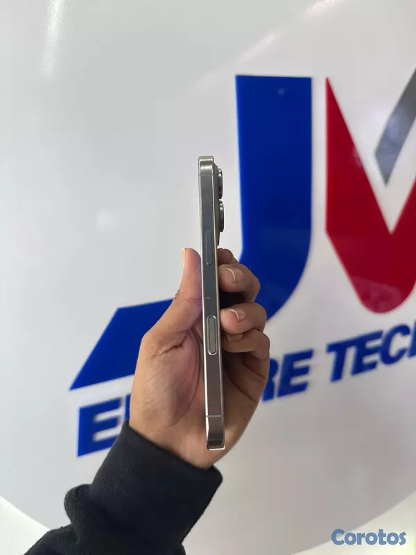 celulares y tabletas - vendo IPhone 16 pro 128gb Factory con garantía y protector de pantalla gratis  4