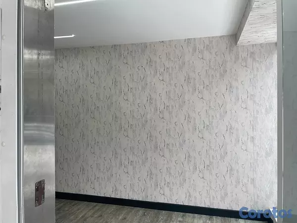 oficinas y locales comerciales - Local céntrico en Piantini  2