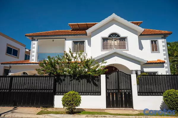 casas - Villa con Piscina en Santiago | 6 Habitaciones | Oportunidad Unica 3