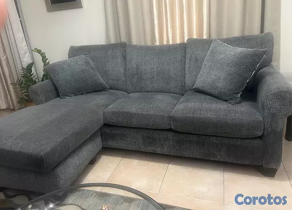 muebles y colchones - Especial de las madres mueble en L para sala, casi nuevo con cojines incluidos  3