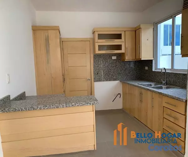 casas - Casa Moderna en Residencial Lianas del Prado – US$ 6