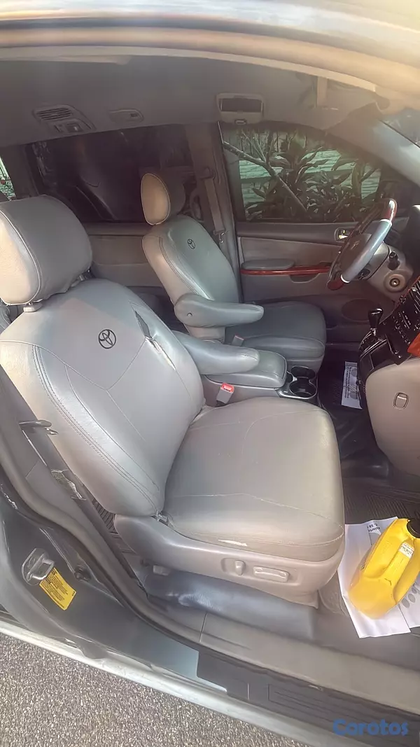 carros - Toyota sienna 2007 negociable  4