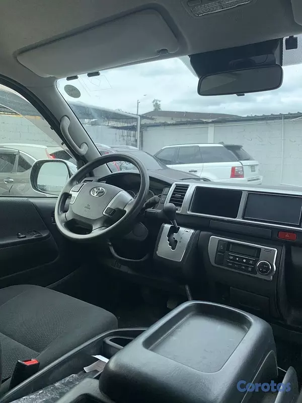 otros vehiculos - Toyota  HIACE  SÚPER GL  AÑO 2020 9