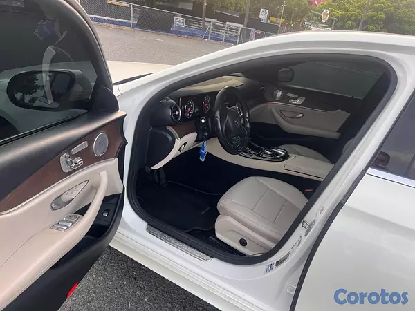 carros - Mercedes Benz E300 AMG 7