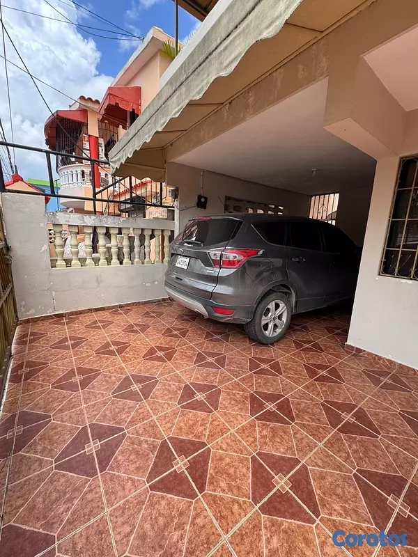 casas - venta de 2 casas en una en Cancino Santo Domingo este  4