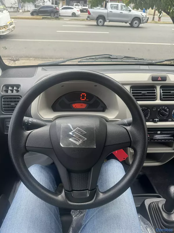 jeepetas y camionetas - Suzuki EECO 2026 0KM 10