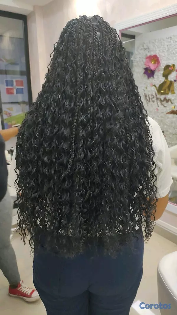 servicios profesionales - stilista , trenzadora manicurista  9