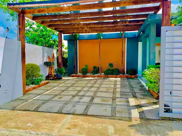 casas - Vivienda con Piscina en Residencial Privado, Llanos de Gurabo 4