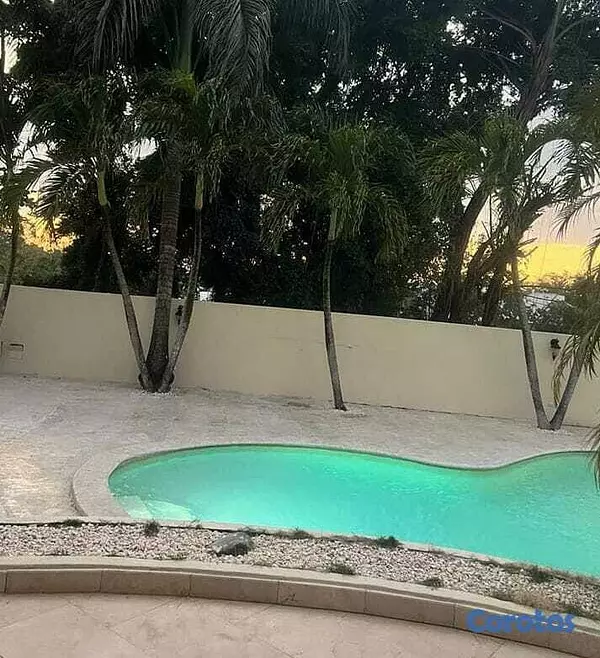 casas - For Sale Casa Tipo Mansion en Cuesta Hermosa I con 8