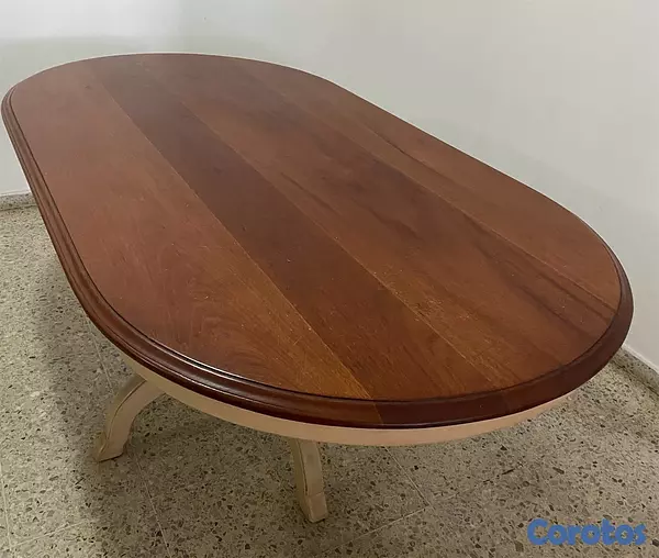 muebles y colchones - Juego de comedor rectangular 
Caoba con técnica aplicada
6 sillas 
 2