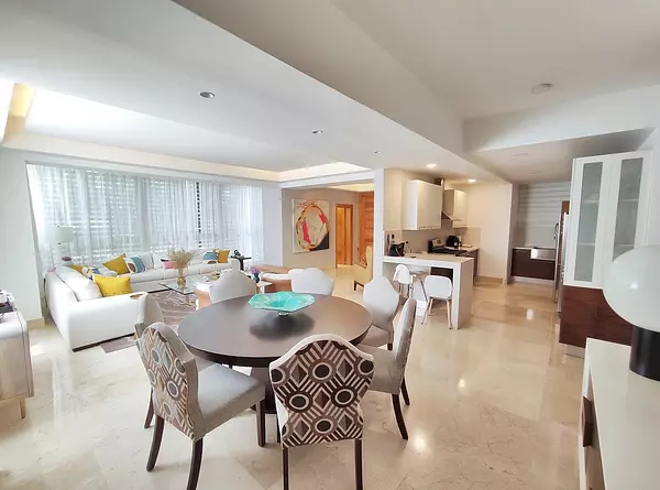 apartamentos - Lujoso apartamento de venta en La Esmeralda 5