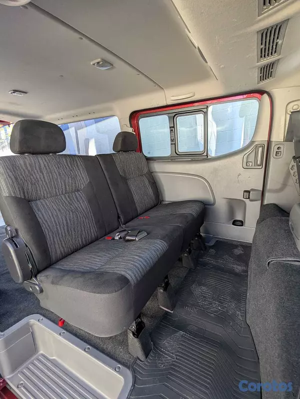 jeepetas y camionetas - NISSAN NV350 PRIMIUM 8