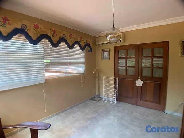 casas vacacionales y villas - Hermosa villa en Juan Dolio, de 2 niveles  5