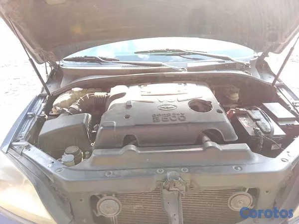 jeepetas y camionetas - VENDO KIA SORENTO 2006 DE GASOLINA Y GAS 5