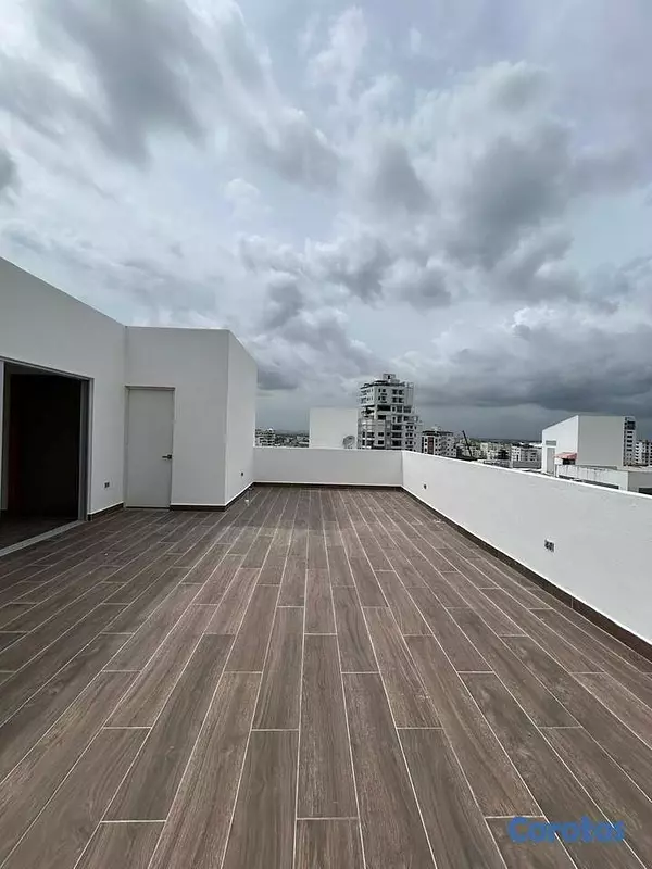 penthouses - Penthouse de 3 niveles en Naco  9