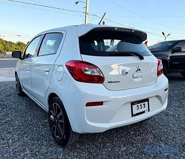 carros - Mitsubishi Mirage ES 2020 3
