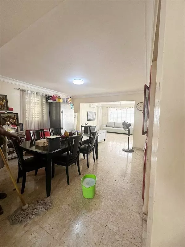 casas - Casa céntrica de dos niveles  5