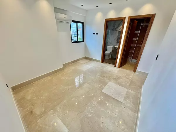 apartamentos - Vendo apartamento con línea blanca en Serrallés  9