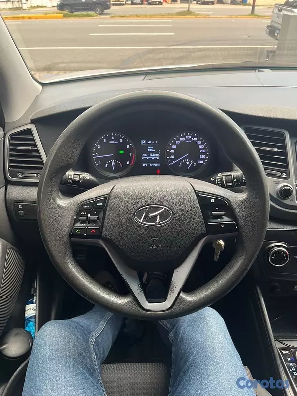 jeepetas y camionetas - Hyundai Tucson 2017
 9