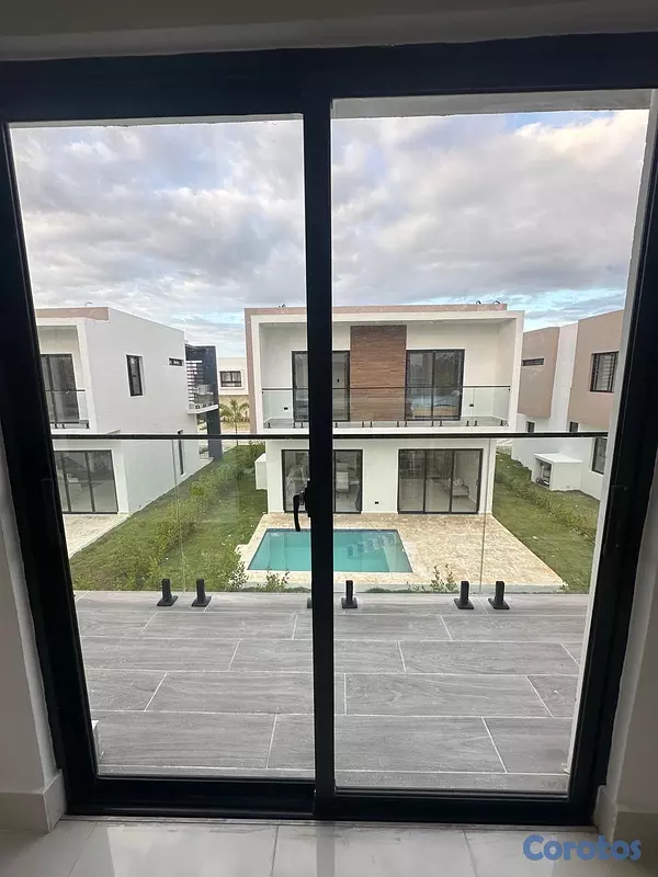 casas vacacionales y villas - Vendo EXCLUSIVA 
Villa tipo B. 
📍Vista cana. Punta Cana
 7