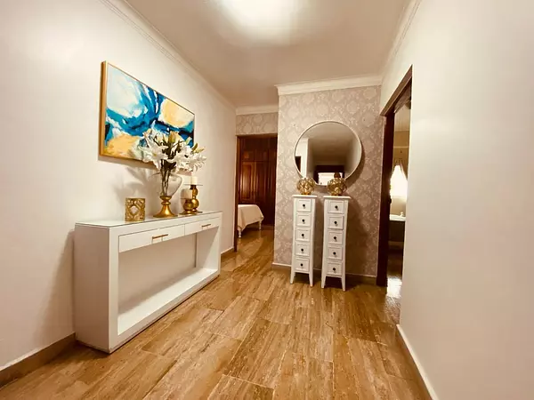 apartamentos - Vendo apartamento en Urbanizacon Real  8