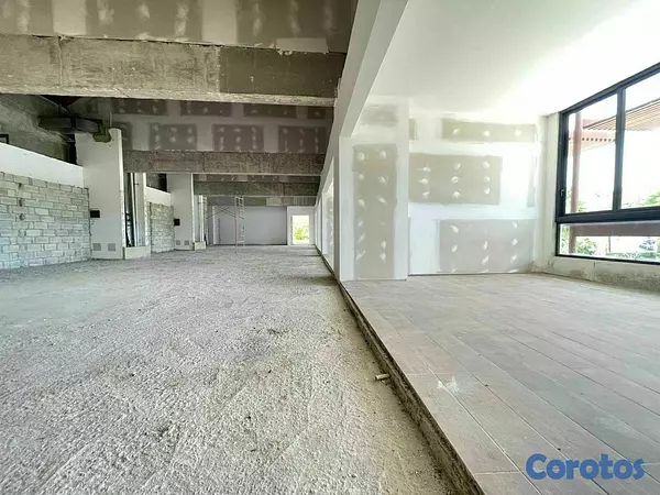 oficinas y locales comerciales - Local en renta para oficina en Bávaro  3