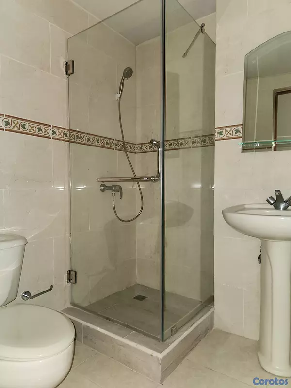apartamentos - ALQUILO APTO. AMUEBLADO 2 HABS. CON PATIO INTERIOR 5