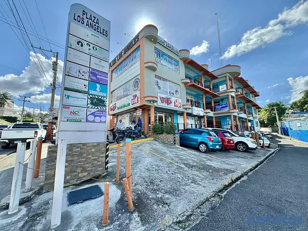 oficinas y locales comerciales - Local Comercial en Alquiler Los Peralejos, Avenida 10