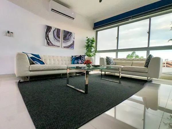 apartamentos - EXCLUSIVIDAD!!!!

Penthouse en el Millón en la Avenida Privada, USD 270,000 1