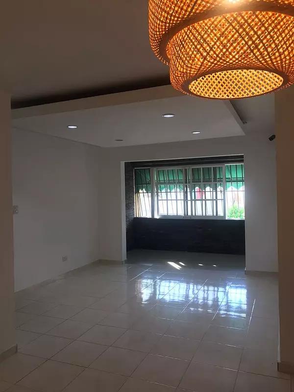 apartamentos - vendo apartamento en velas casa, av. independencia. cerca del bravo

115mts
3 H 2