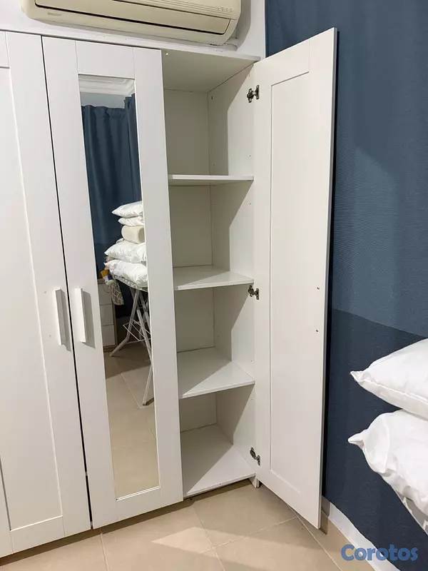 decoración y accesorios - Closet IKEA blanco con espejo – Buen estado 3