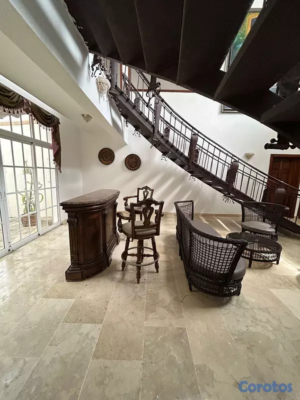 casas - Elegant and spacious luxury home located in Altos  13