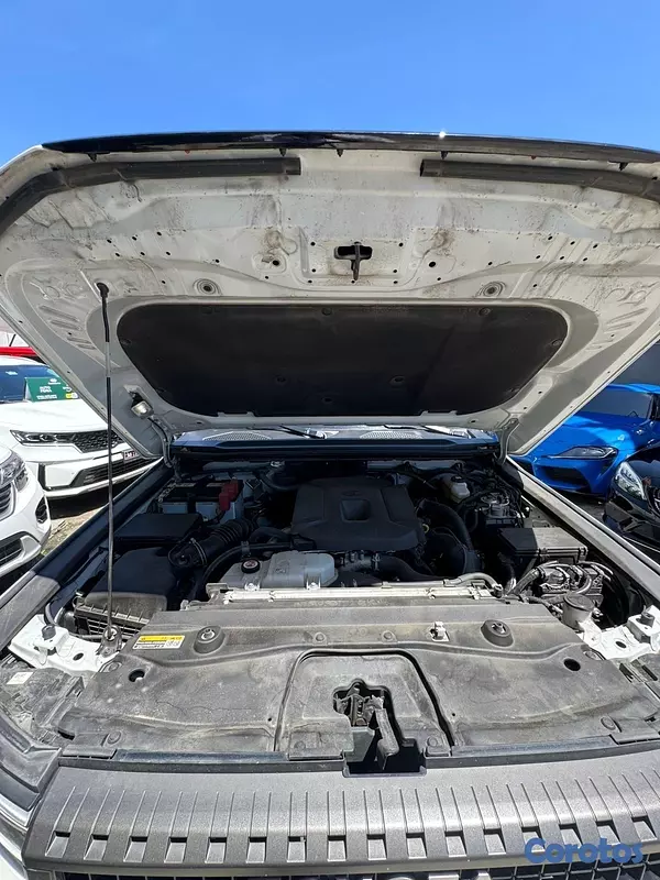 jeepetas y camionetas - Toyota Land Cruiser Prado Adventure 1A 2025 9
